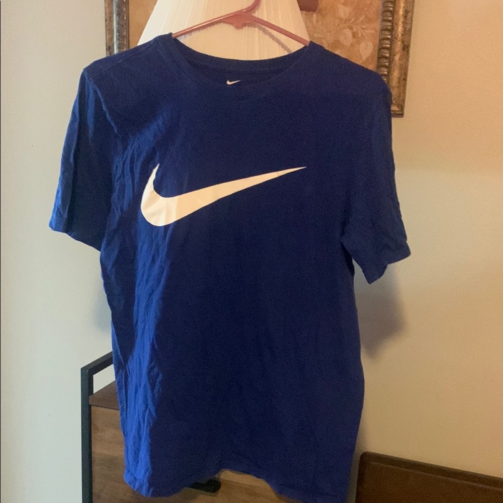 Nike Men's Blue T-Shirt